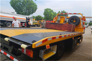 金口河附近拖车电话号码服务